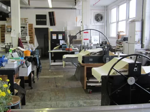 Beca de Residencia en Zygote Press, Cleveland, Ohio.